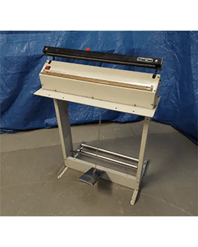 Soudeuse de table avec piètement SEALMASTER 620 d'occasion